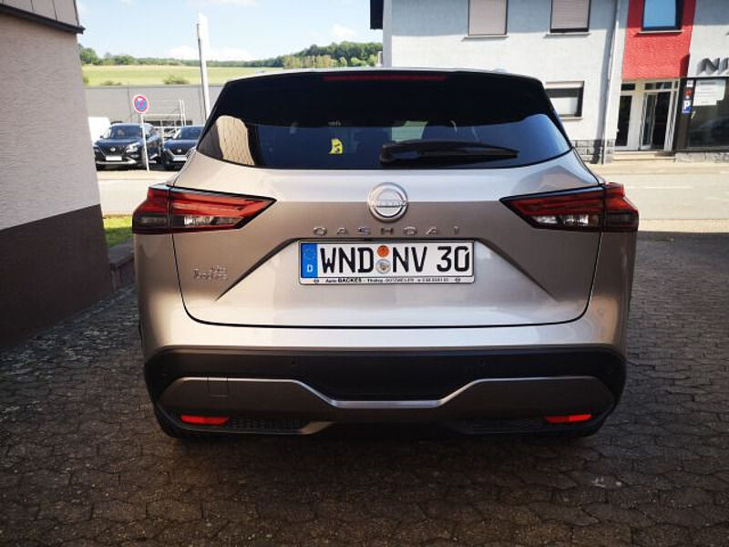 Nissan Qashqai MHEV 1.3 6MT N-Connecta Technik- Winter- Business- & Design-Paket