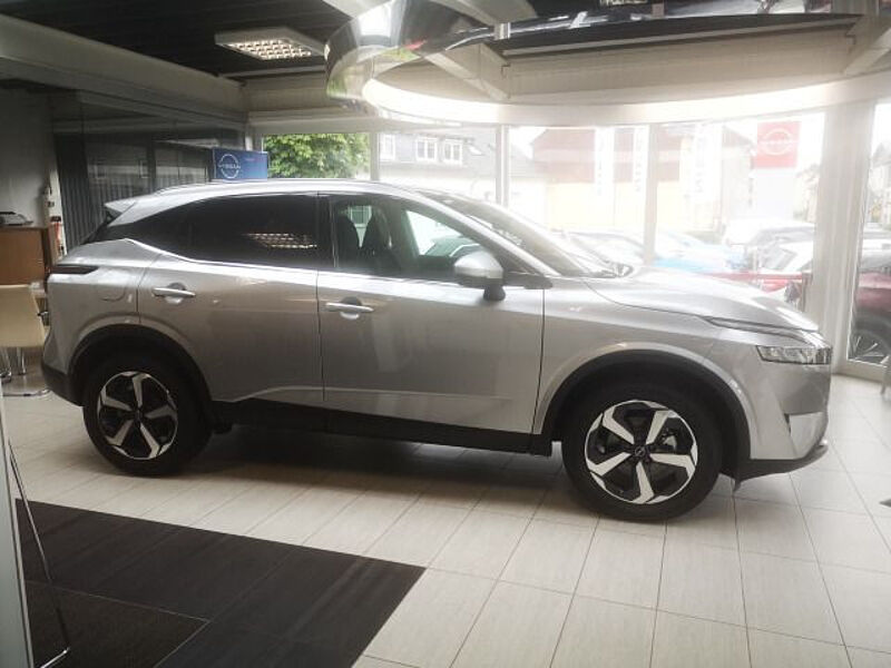 Nissan Qashqai MHEV 1.3 N-Connecta Business- Design- & Winter-Paket