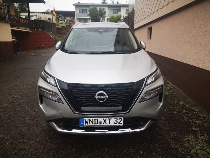 Nissan X-Trail e-Power e-4orce Tekna 4x4 Panoramaglasdach