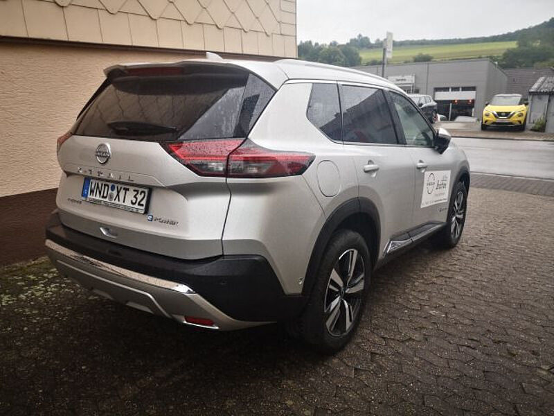 Nissan X-Trail e-Power e-4orce Tekna 4x4 Panoramaglasdach