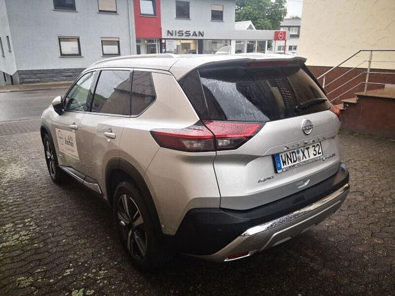 Nissan X-Trail e-Power e-4orce Tekna 4x4 Panoramaglasdach