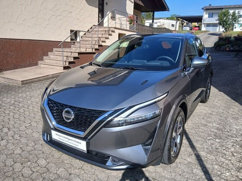 Nissan Qashqai 1.3 DIG-T  N-Connecta Navi Sitzheizung Anhängerkupplung