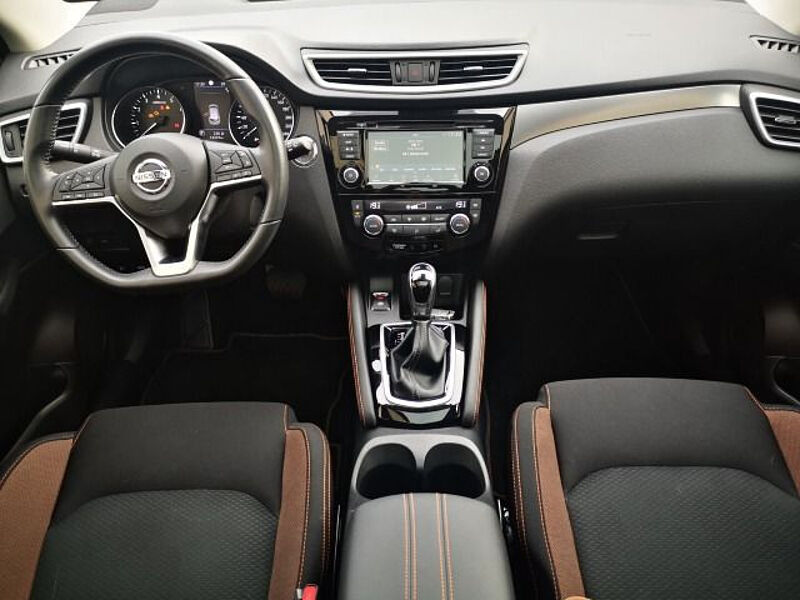 Nissan Qashqai 1.3 N-Motion Automatik Navi + 4 Kameras Sitzheizung