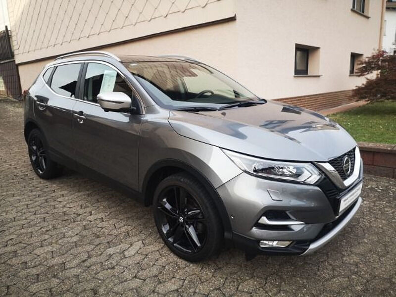 Nissan Qashqai 1.3 N-Motion Automatik Navi + 4 Kameras Sitzheizung