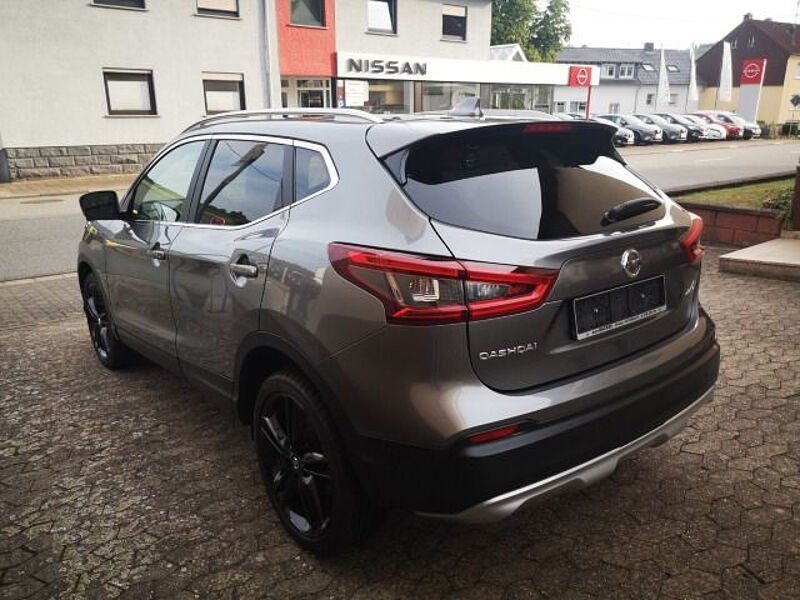 Nissan Qashqai 1.3 N-Motion Automatik Navi + 4 Kameras Sitzheizung