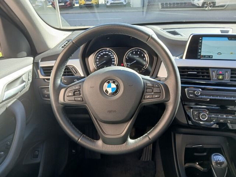 BMW X1 1.5 sDrive 18 i Advantage AHK Navi Sitzheizung