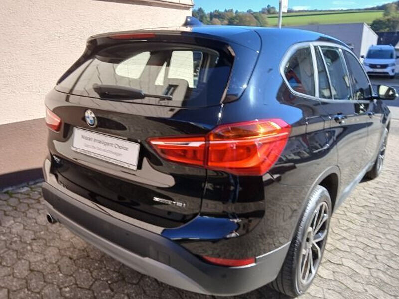 BMW X1 1.5 sDrive 18 i Advantage AHK Navi Sitzheizung