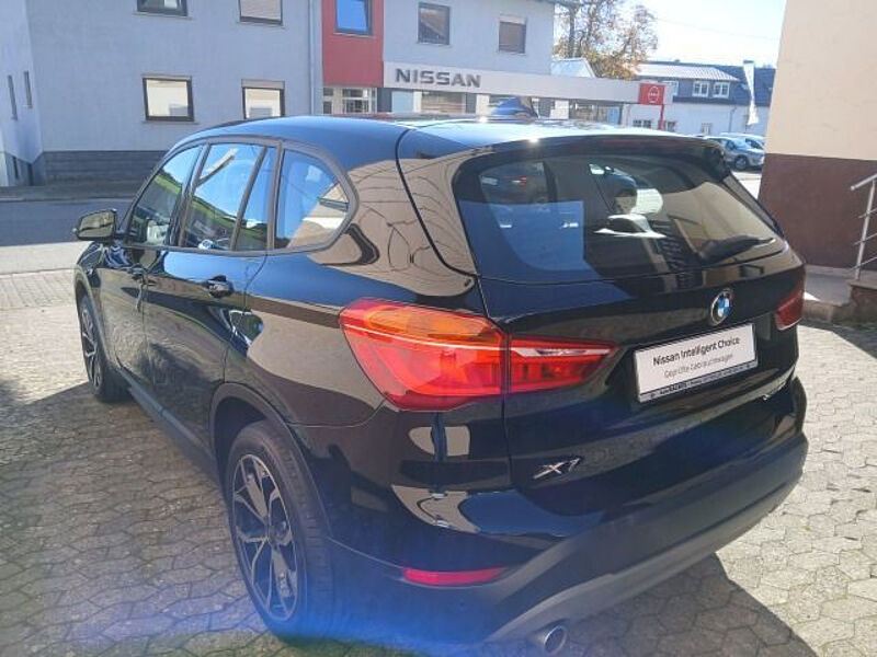 BMW X1 1.5 sDrive 18 i Advantage AHK Navi Sitzheizung