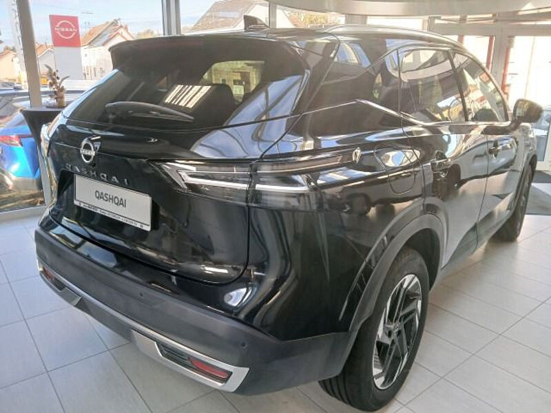 Nissan Qashqai 1.3 DIG-T MHEV N-Connecta Navigationssystem elektr. Heckklappe Sitzheizung