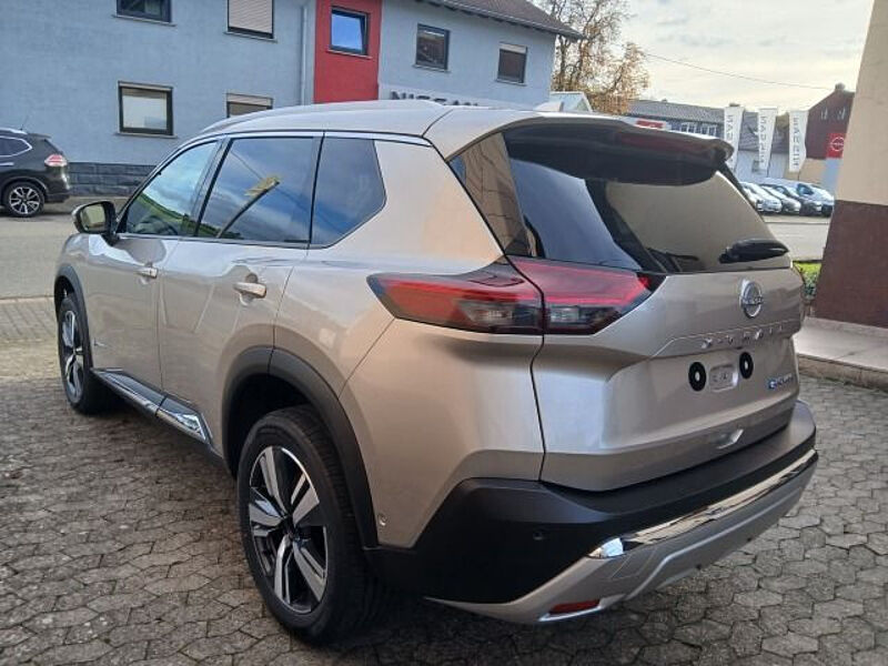 Nissan X-Trail e-Power 4x4 e-4orce Tekna Navi Sitzheizung