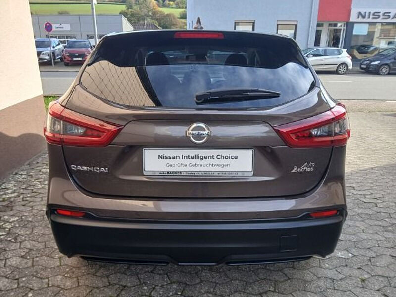 Nissan Qashqai 1.3 DIG-T Acenta Navi Sitzheizung