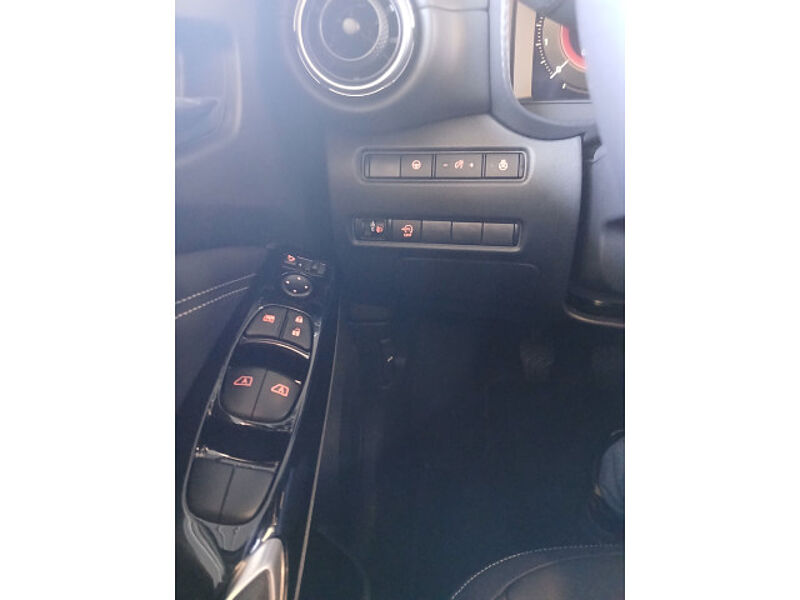 Nissan Juke 1.0 DIG-T Tekna Bose Soundsystem Navi Sitzheizung