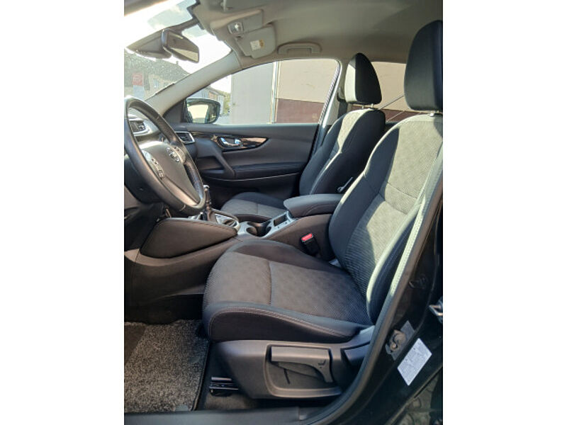 Nissan Qashqai 1.2 DIG-T N-Connecta Navi + 4 Kameras Standheizung Sitzheizung