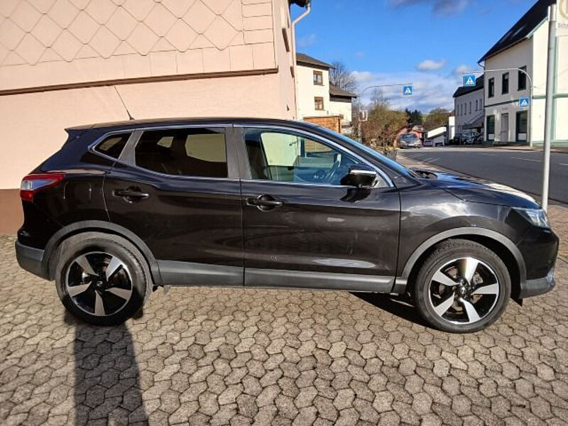 Nissan Qashqai 1.2 DIG-T N-Connecta Navi + 4 Kameras Standheizung Sitzheizung