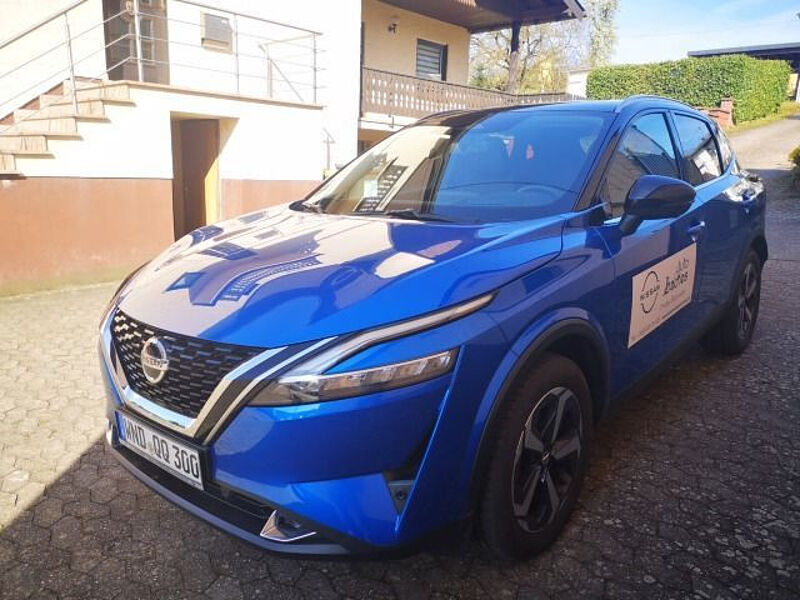 Nissan Qashqai 1.3 DIG-T Xtronic N-Connecta Automatik Navi + 4 Kameras Sitzheizung