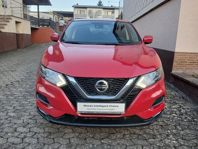 Nissan Qashqai 1.3 DIG-T DCT Automatik Acenta AHK Navi Sitzheizung Rückfahrkamera