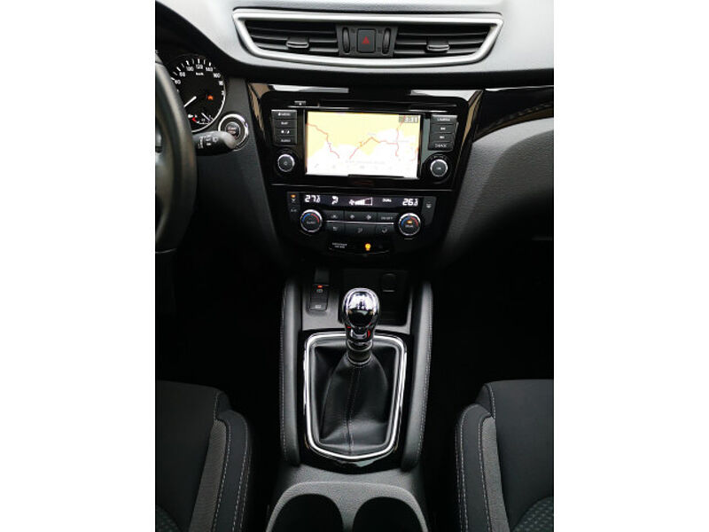 Nissan Qashqai 1.3 DIG-T Zama Navi Sitzheizung Panoramadach