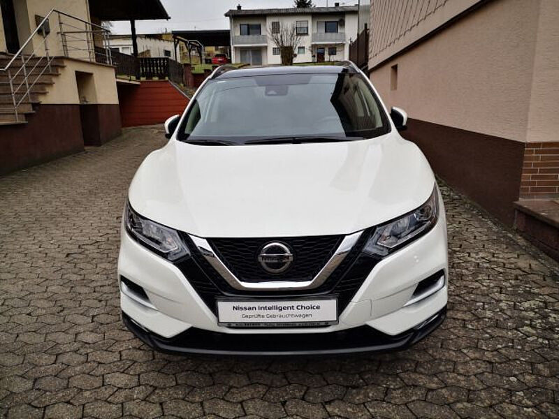 Nissan Qashqai 1.3 DIG-T Zama Navi Sitzheizung Panoramadach